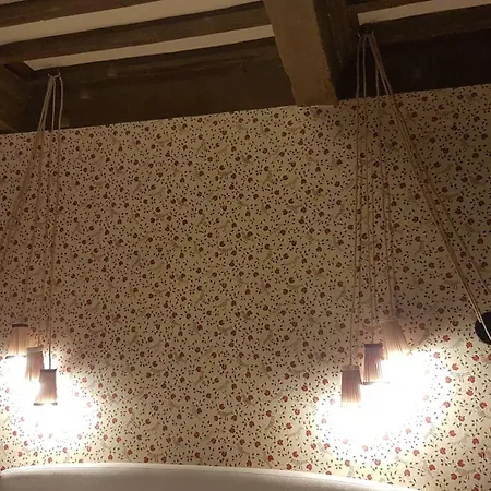 La Maison Des Echevins ベッド・アンド・ブレックファスト 3*