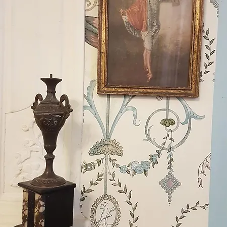 ベッド・アンド・ブレックファスト La Maison Des Echevins 3*