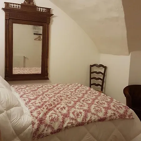 La Maison Des Echevins Couette-café