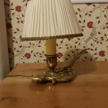 ベッド・アンド・ブレックファスト La Maison Des Echevins