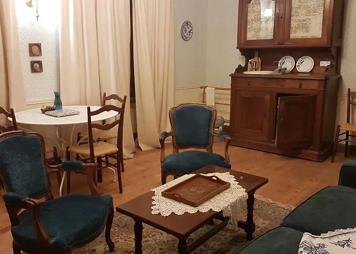 La Maison Des Echevins Alojamento de Acomodação e Pequeno-almoço 3*